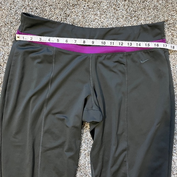 Women's Nike Dri Fit Training Pants, Size L - Picture 4 of 12